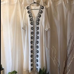 Black & White flowy dress